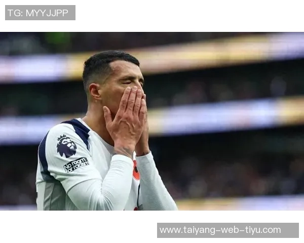 曼联明夏引援目标锁定两名中场埃利奥特安德森成为首选球员 曼联明夏引援目标锁定两名中场埃利奥特安德森成为首选球员