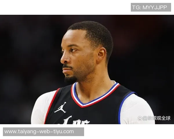 鲍威尔称赞小米切尔为防守核心应当入选最佳防守阵容